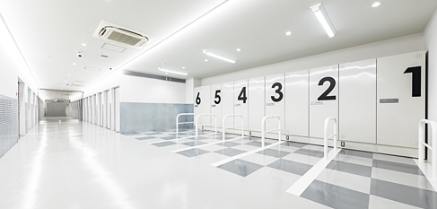 大型バイクOK！ 選べる2タイプ（オープン・ガレージ）